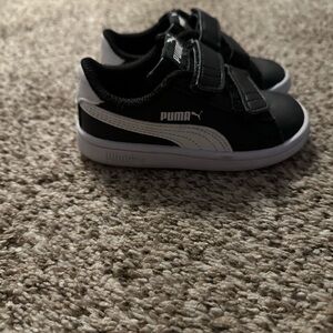 Puma Kids Black Sneakers